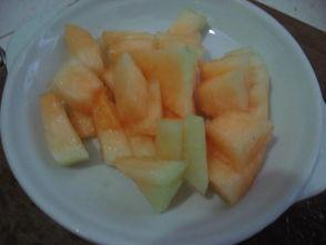 薄荷蜜瓜怎么吃,夏日消暑新体验