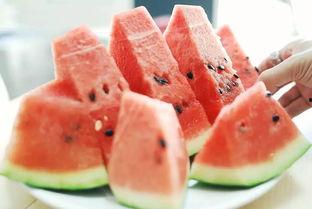 大型吃瓜事件咸阳,揭秘背后真相与网络狂欢