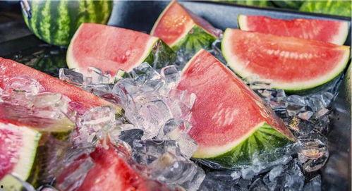 大型吃瓜事件咸阳,揭秘背后真相与网络狂欢