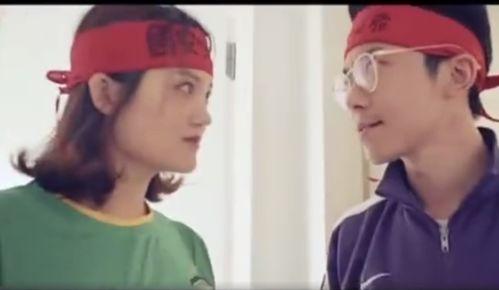 吃瓜大妈帅哥视频,吃瓜大妈与帅哥的趣味互动瞬间