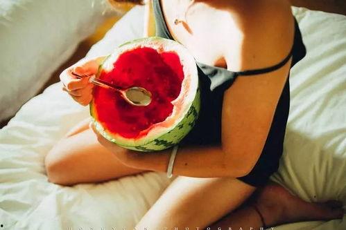 旁边吃瓜的作者,揭秘吃瓜群众的趣味生活